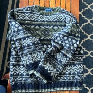 Oversized medium unisex 100% wool sweater